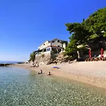 Apartment Apartments By The Sea Pisak, Omis - 7520