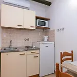 Apartments By The Sea Pisak, Omis - 7520