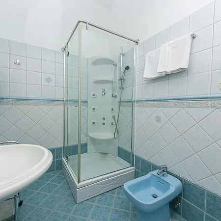 By The Sea Pisak, Omis - 7520 Daire *