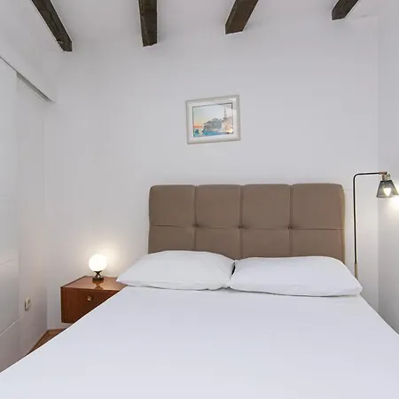 By The Sea Pisak, Omis - 7520 Daire *